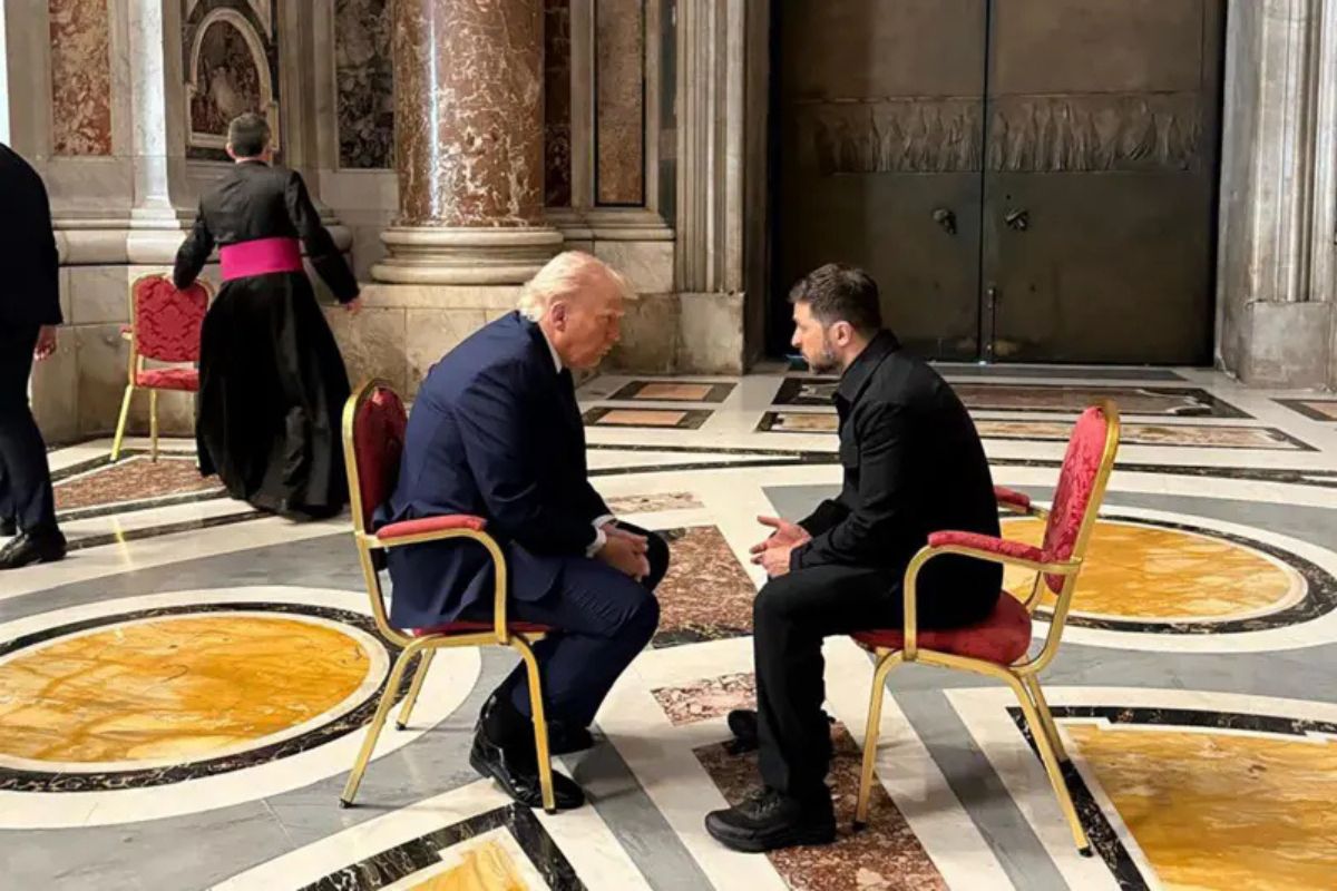 Presidentes de Ucrania y Estados se reúnen minutos antes del cepelio Papa Francisco 