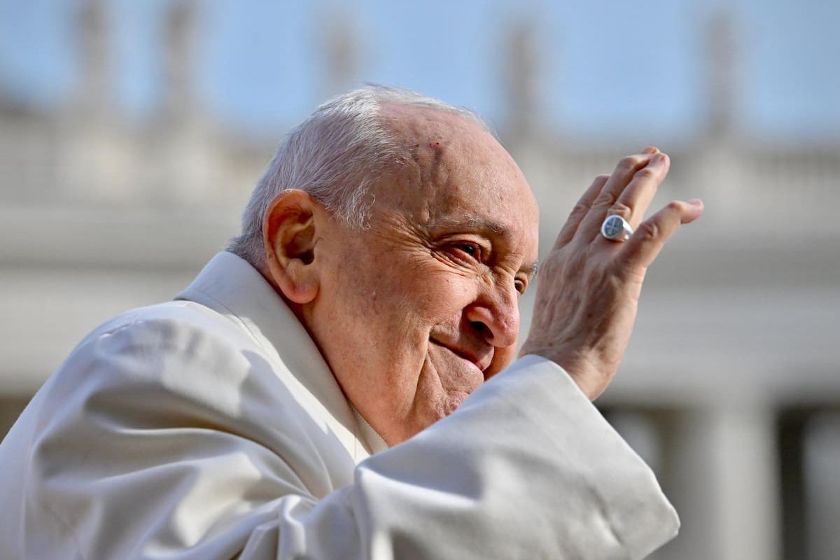Culmina Capilla Ardiente del Papa Francisco