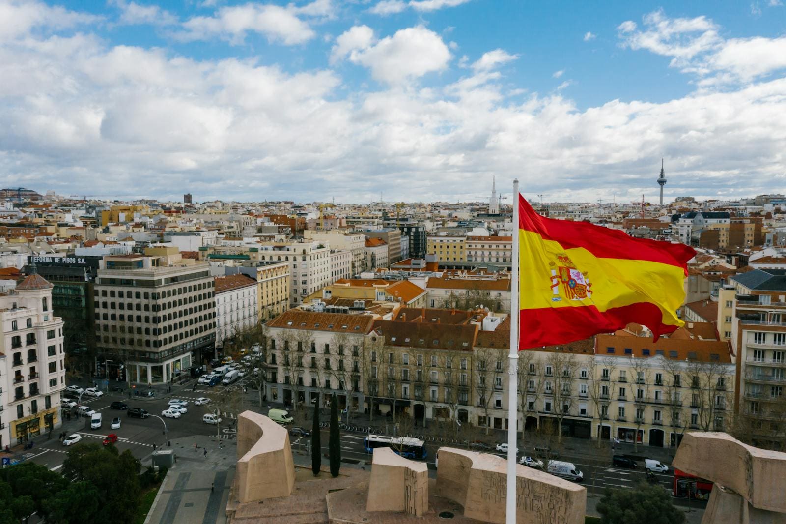 España vuelve a ingresar al top 12 de las economías más grandes del mundo