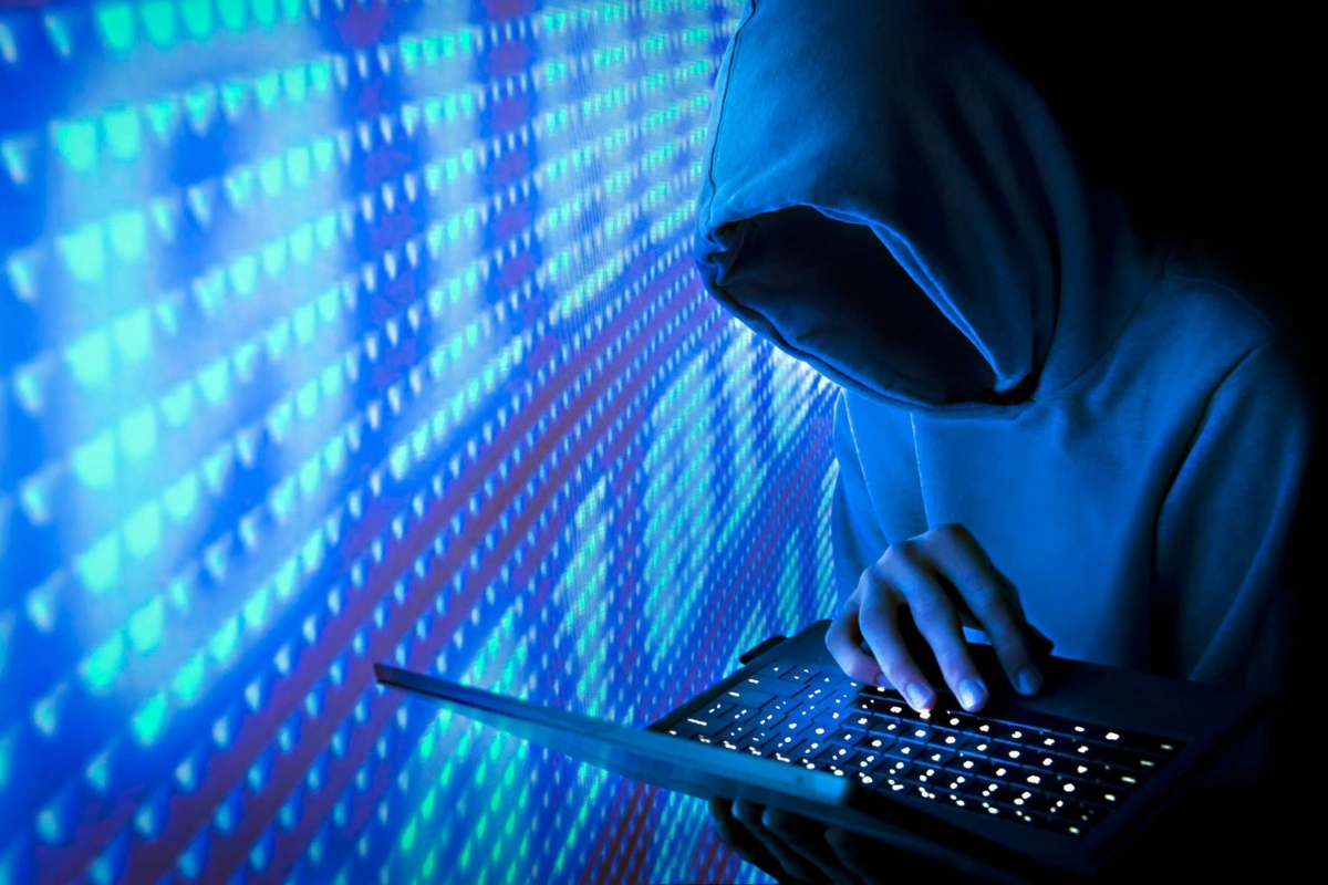 Sigue estos 5 consejos para no ser víctima de hackers y verás cómo navegar en Internet puede ser más seguro
