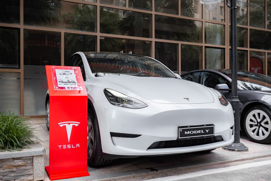 Elon Musk abandona oficialmente