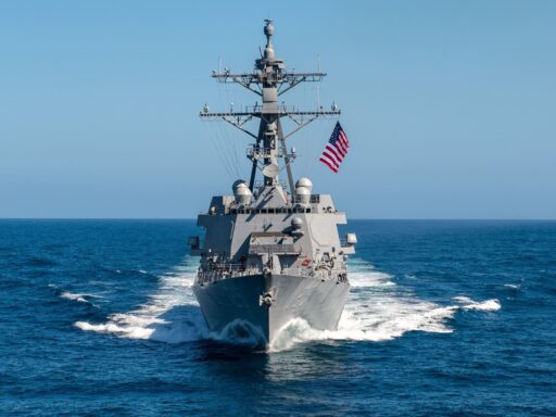 Estados Unidos envía su fuerza militar al Caribe: Venezuela denuncia invasión