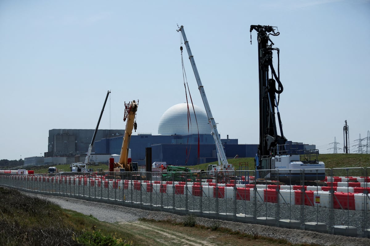 Reino Unido construye una gigantesca obra nuclear que podría generarle perdidas económicas