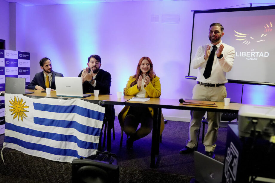 La Libertad Avanza ya es partido en Uruguay