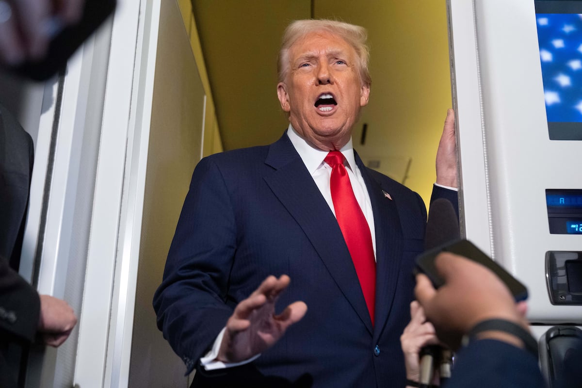 Trump ordena reanudar las pruebas nucleares en EE.UU.