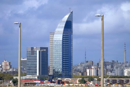 Uruguay: líder latino en calidad de vida digital