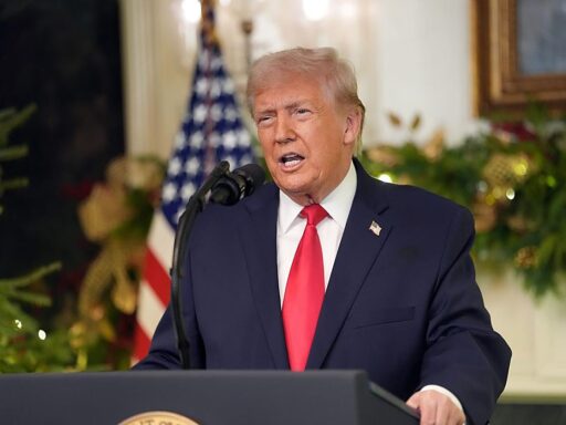 Trump lanza nueva amenaza contra Nicolás Maduro