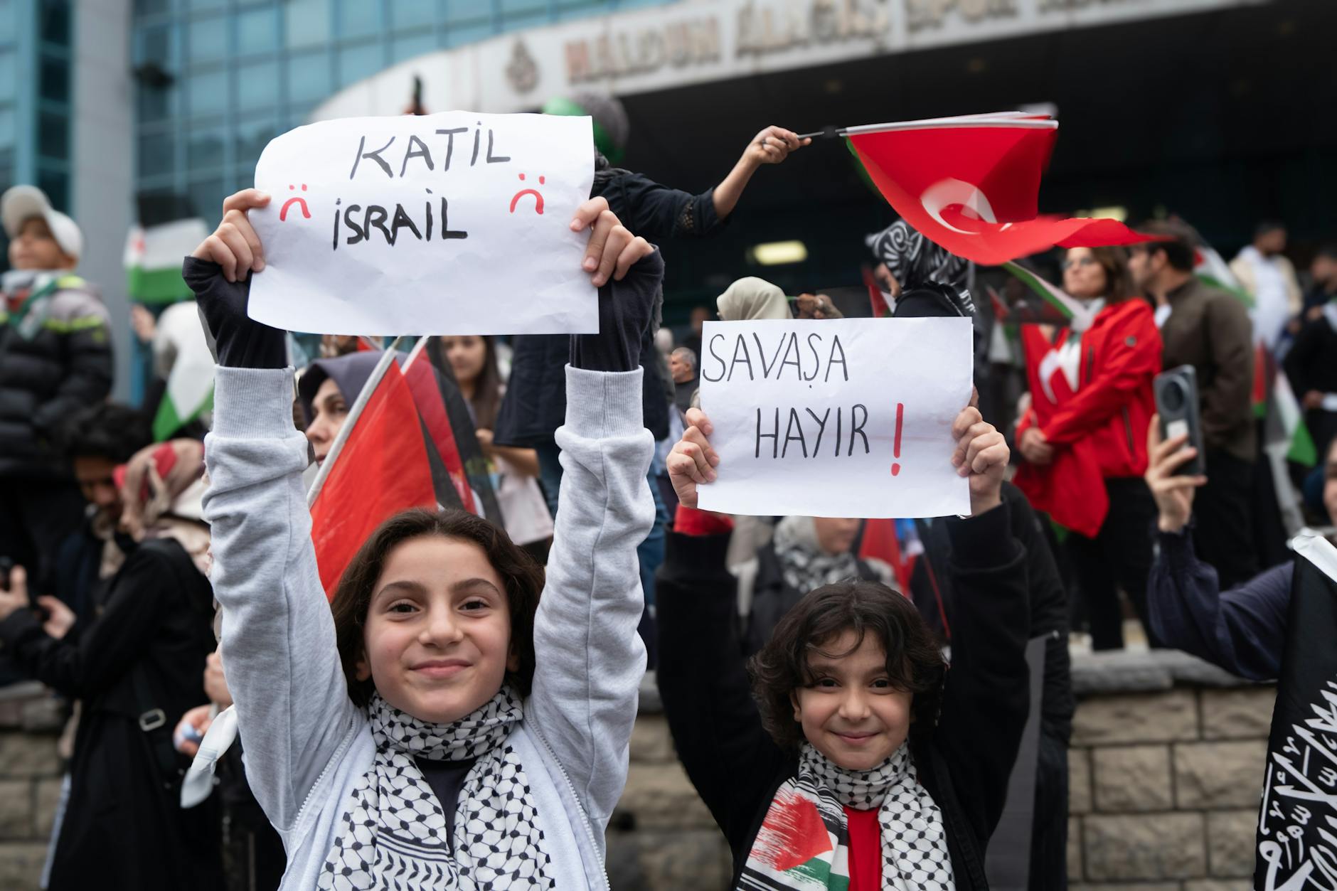 irán impacto humanitario