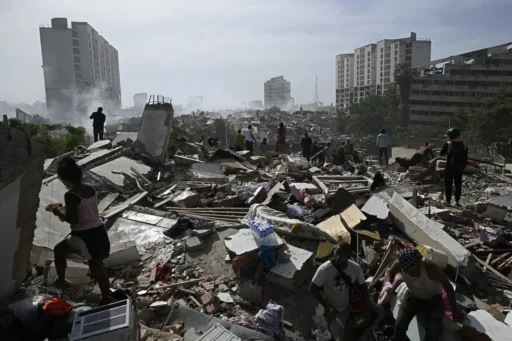 50 mil desaparecidos por terremoto en Venezuela