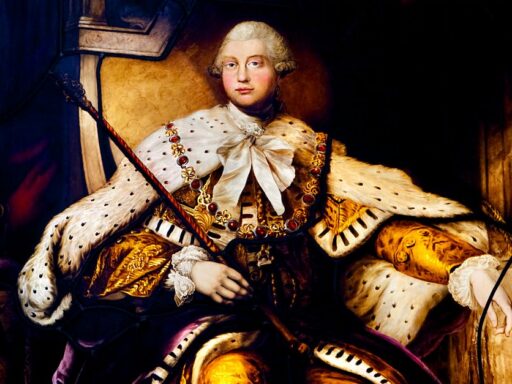 Británicos opinan que el príncipe William debería despojar de sus títulos al príncipe Harry cuando ascienda al trono