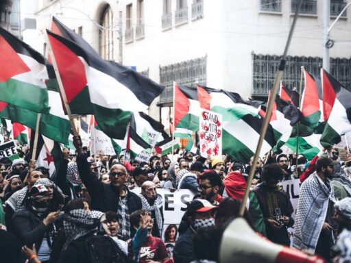 Hamás acepta propuesta para negociar alto al fuego en Gaza