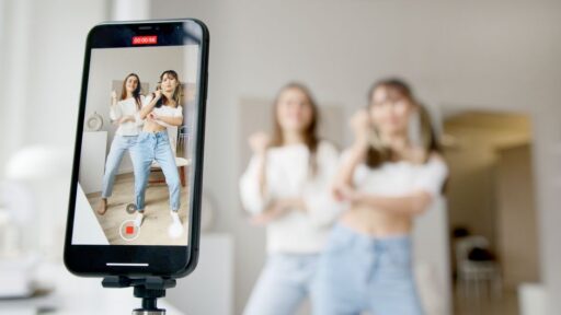BLACKPINK se mantiene en el Top 5 de los videos musicales más virales