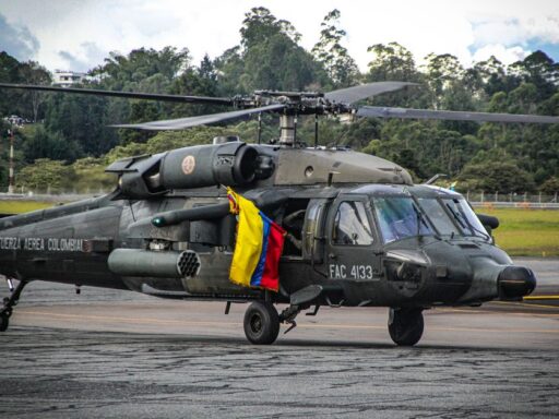 Estados Unidos envía su fuerza militar al Caribe: Venezuela denuncia invasión