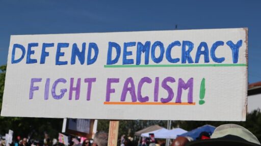 El estado de California demanda a Donald Trump por su guerra arancelaria