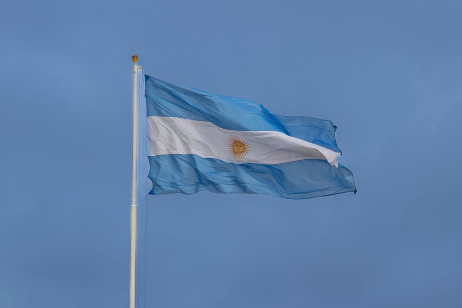 Fuerte sismo de 7.5 sacude a Argentina y Chile