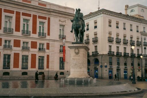 El rey Carlos III acelera los preparativos para la sucesión del príncipe William en medio de su delicado estado de salud