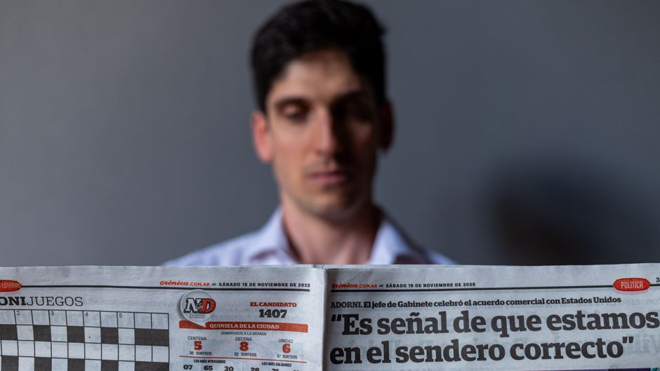 Dos disparos en la cabeza pusieron en riesgo la vida del también senador colombiano Miguel Uribe, manteniendo en alerta a los colombianos, hasta ahora capturaron tres personas relacionadas en el atentado y siguen tras la pista del autor material de este atentado que ha generado marchas en rechazo a este acto violento.