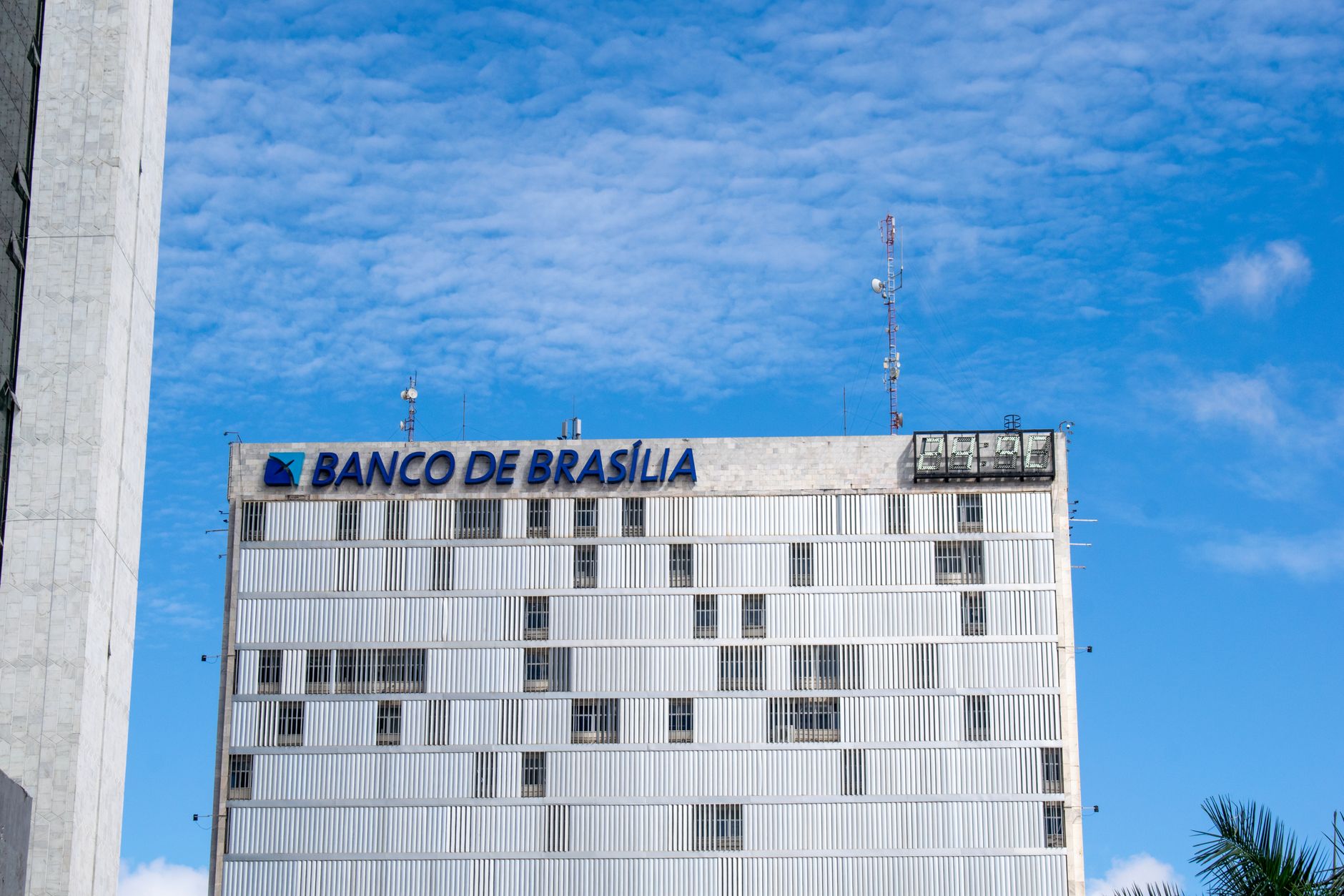 Luego de que el Banco Mundial aprobara el adelanto, los Presidentes de Argentina y Estados Unidos se reunieron en Nueva York, en el marco de la Asamblea General de la ONU, para anunciar el apoyo financiero que brindará Trump a Milei.
