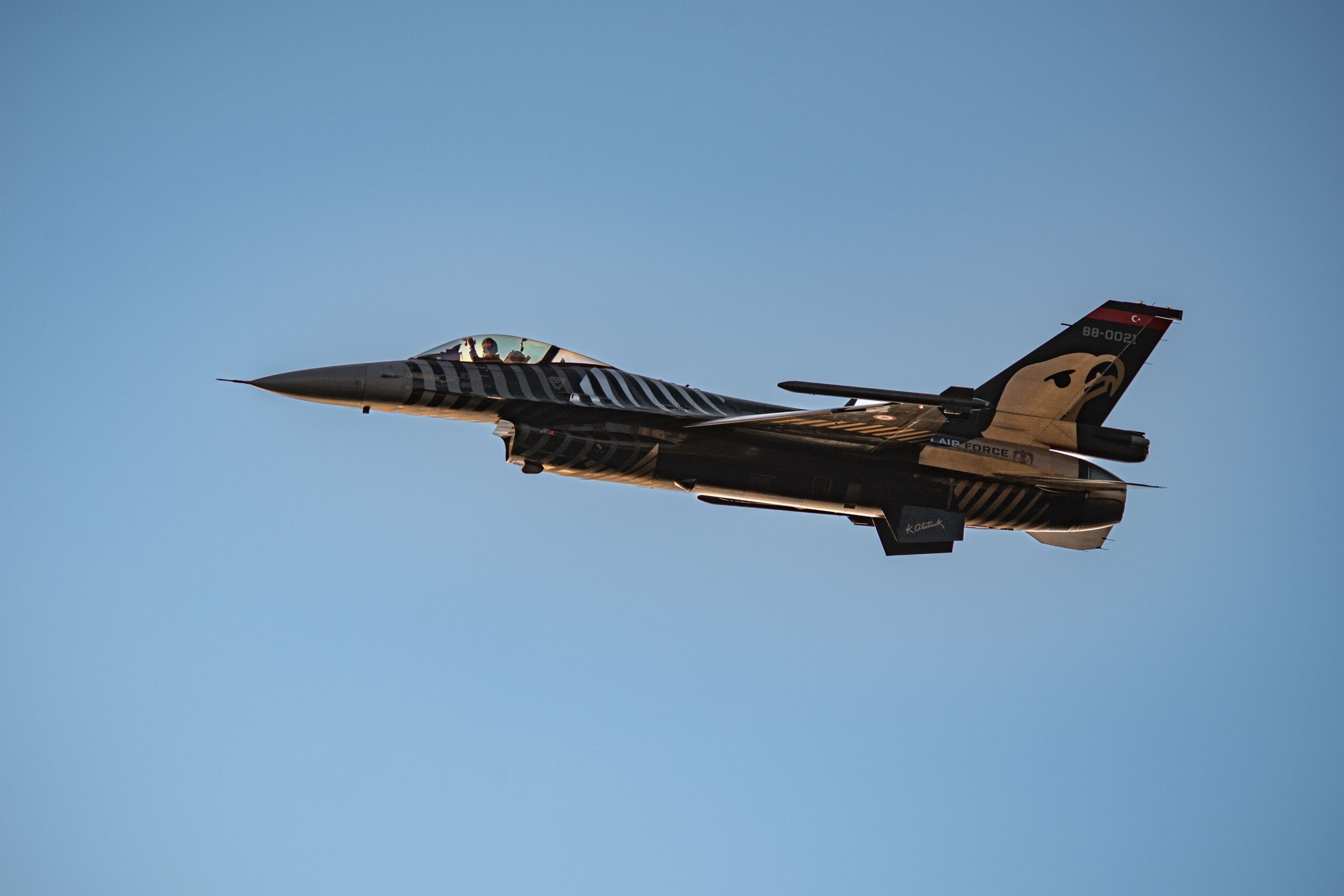 Fuerza Aérea Uruguaya - Un paso hacia la modernización