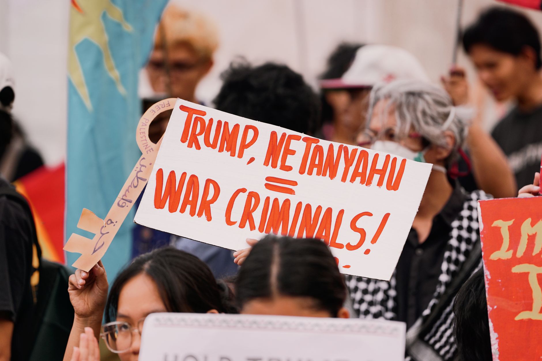Trump anuncia ataques terrestres en Venezuela