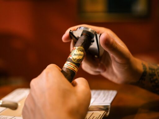Dictador Maduro tiene “los días contados”, según Trump
