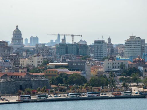 Cuba ataca embarcación de los Estados Unidos
