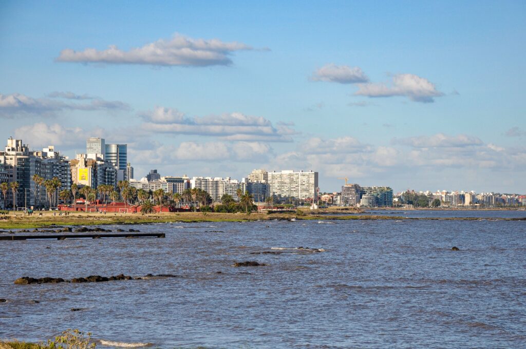 Invertir Uruguay