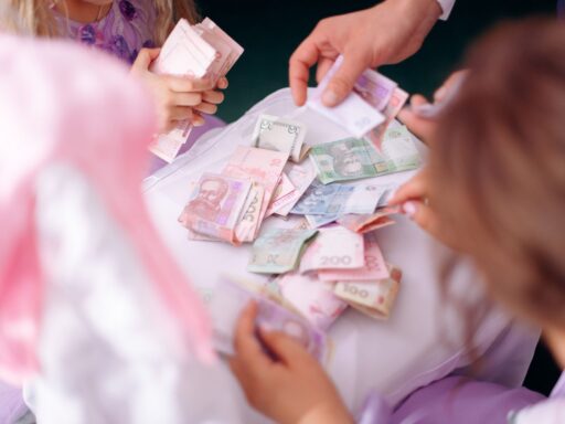 La verdad sobre Dinero