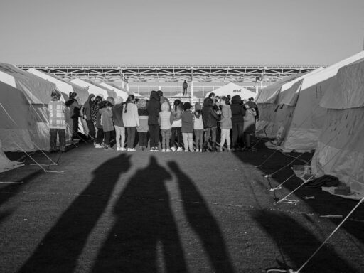 Por qué la comunidad apoya a migrantes