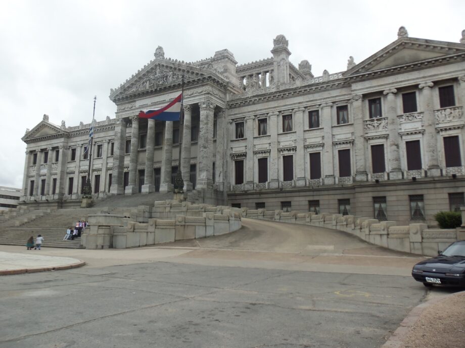 Estados Unidos suspende las entrevistas para emisión de visas de estudiantes extranjeros — Urgente 2026