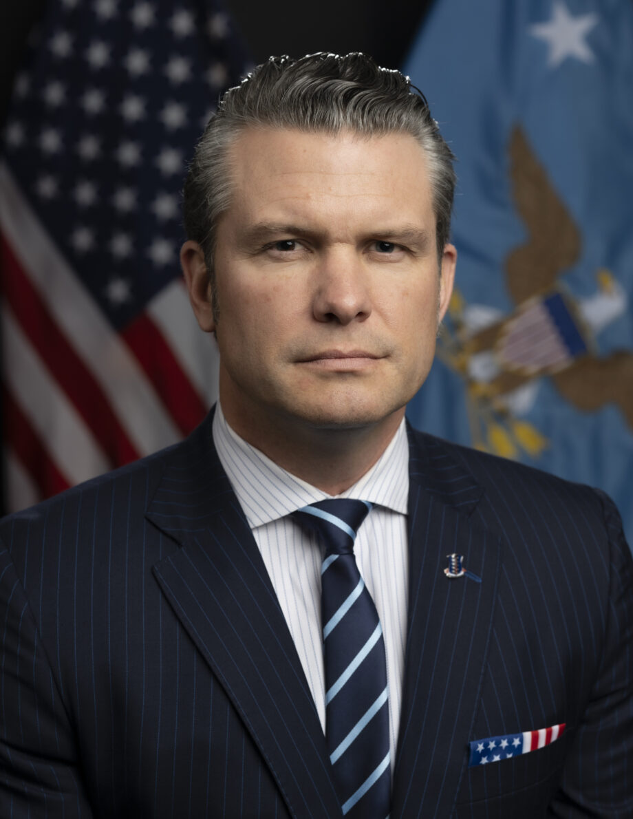 Pete Hegseth: “Lo que están haciendo ahora mismo no es un entrenamiento” — Urgente 2026