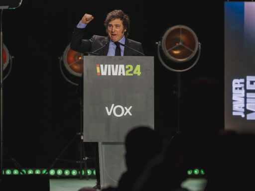 Estados Unidos anuncia nueva serie de aranceles desde el 1 de agosto — Increible