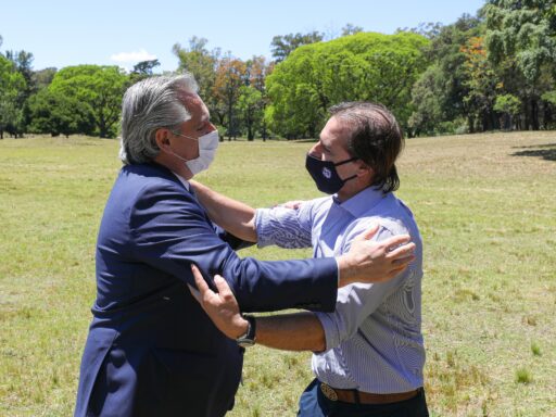 Lacalle Pou recibe críticas