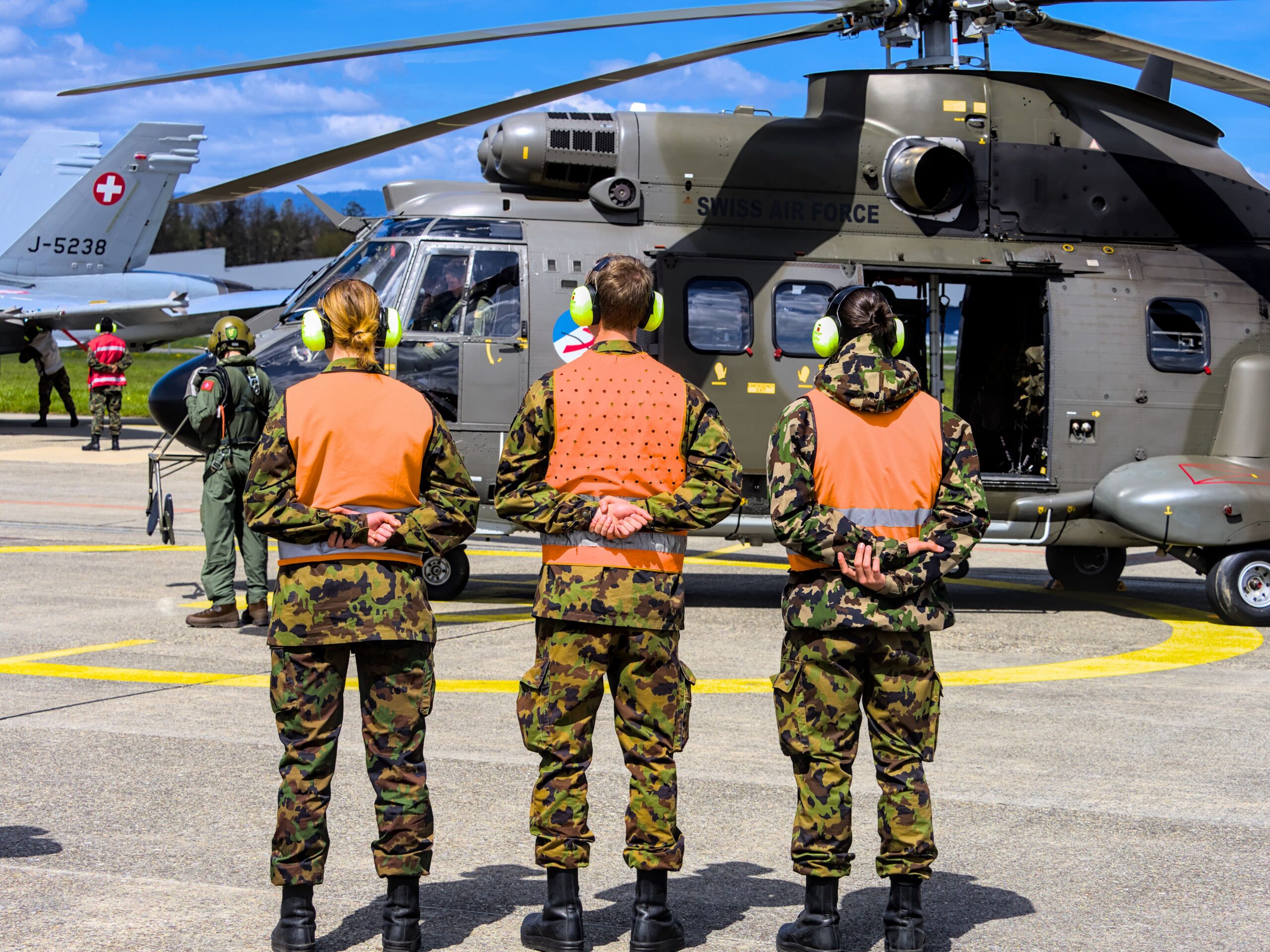 Giorgia Meloni - Las bases militares europeas en el ojo del huracán