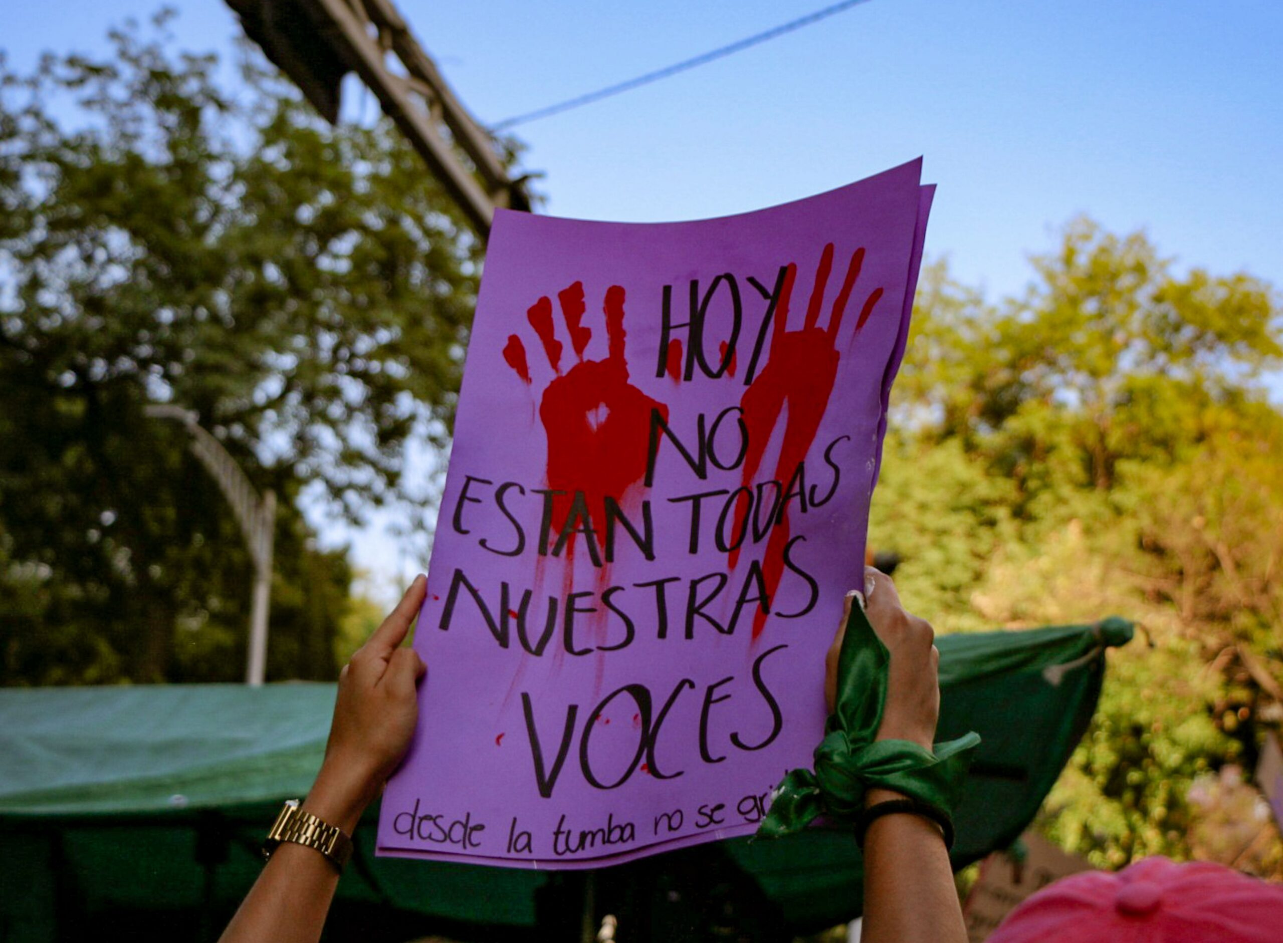 joven de 29 años - Misma noche, dos casos más: la ciudad en alerta