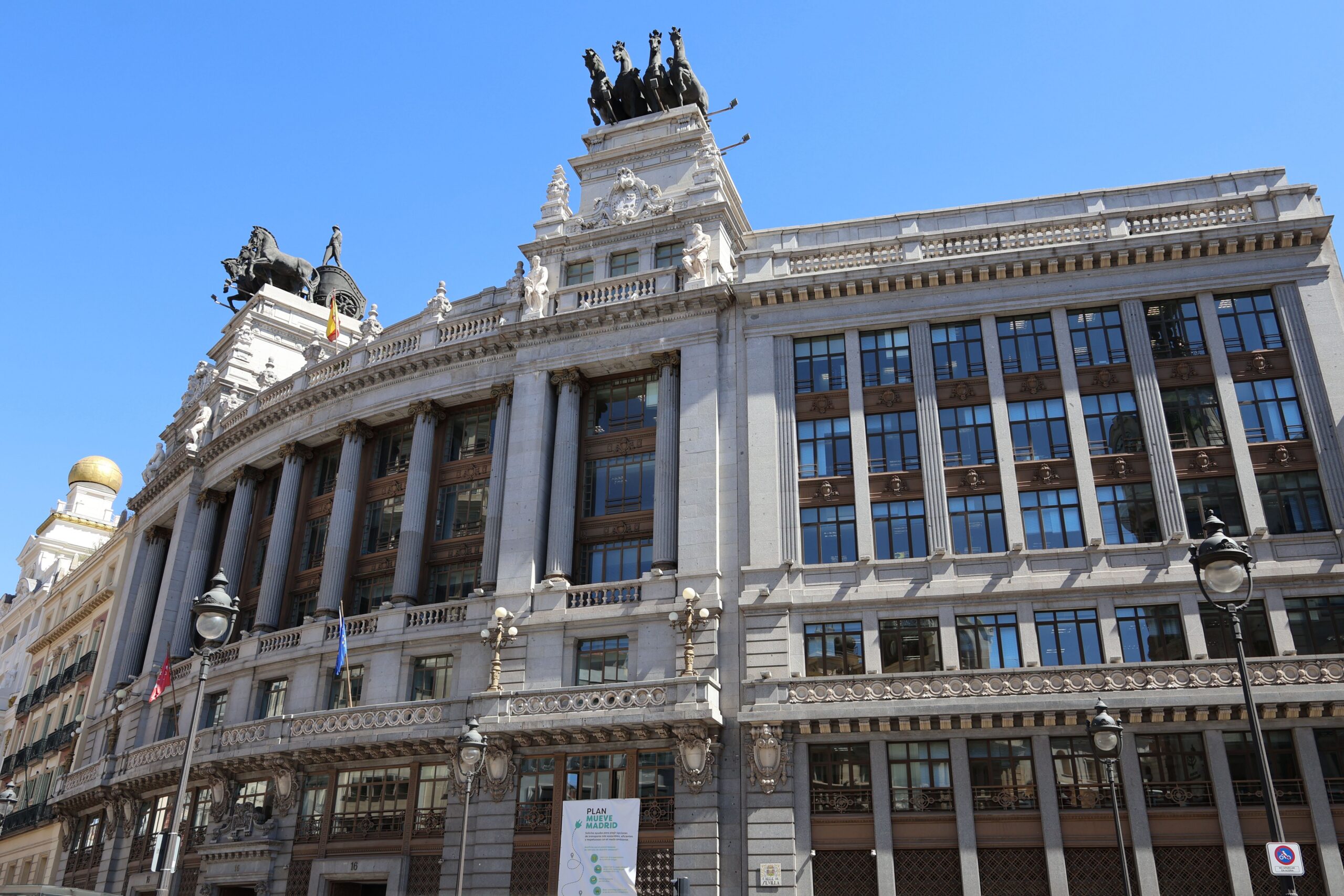 economía españa 2026 - España y el reto del sector turístico: un mercado que se reconfigura