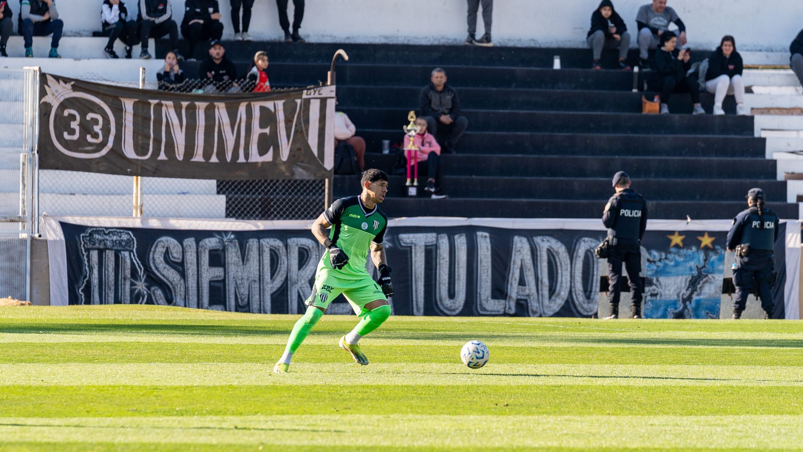 narcotráfico - La Reacción de la Comunidad de Fútbol en Sudamérica