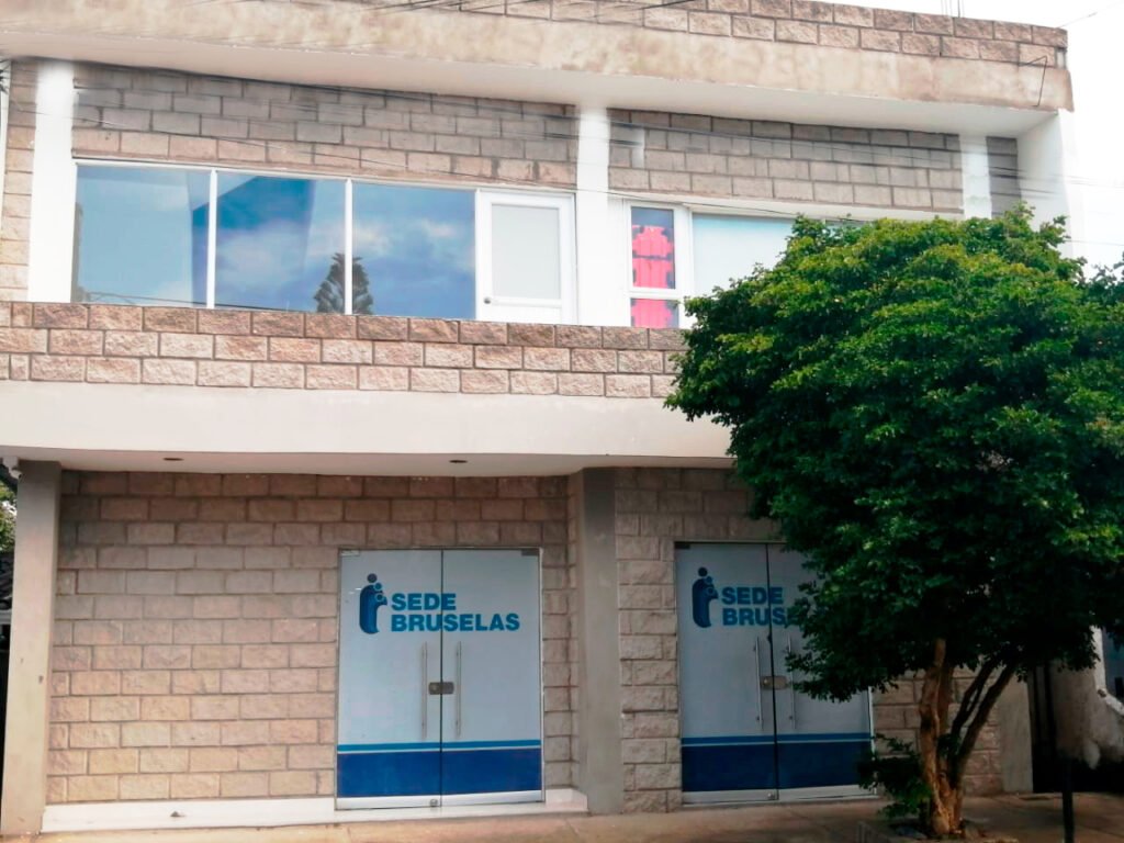 Fachada de la Clínica Crecer en Cartagena