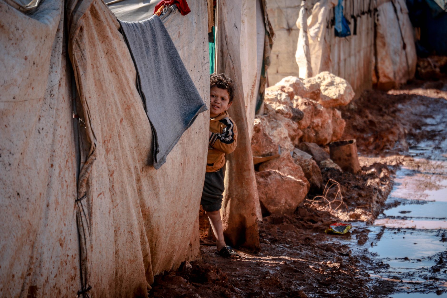 israel uses kite tactics impacto humanitario
