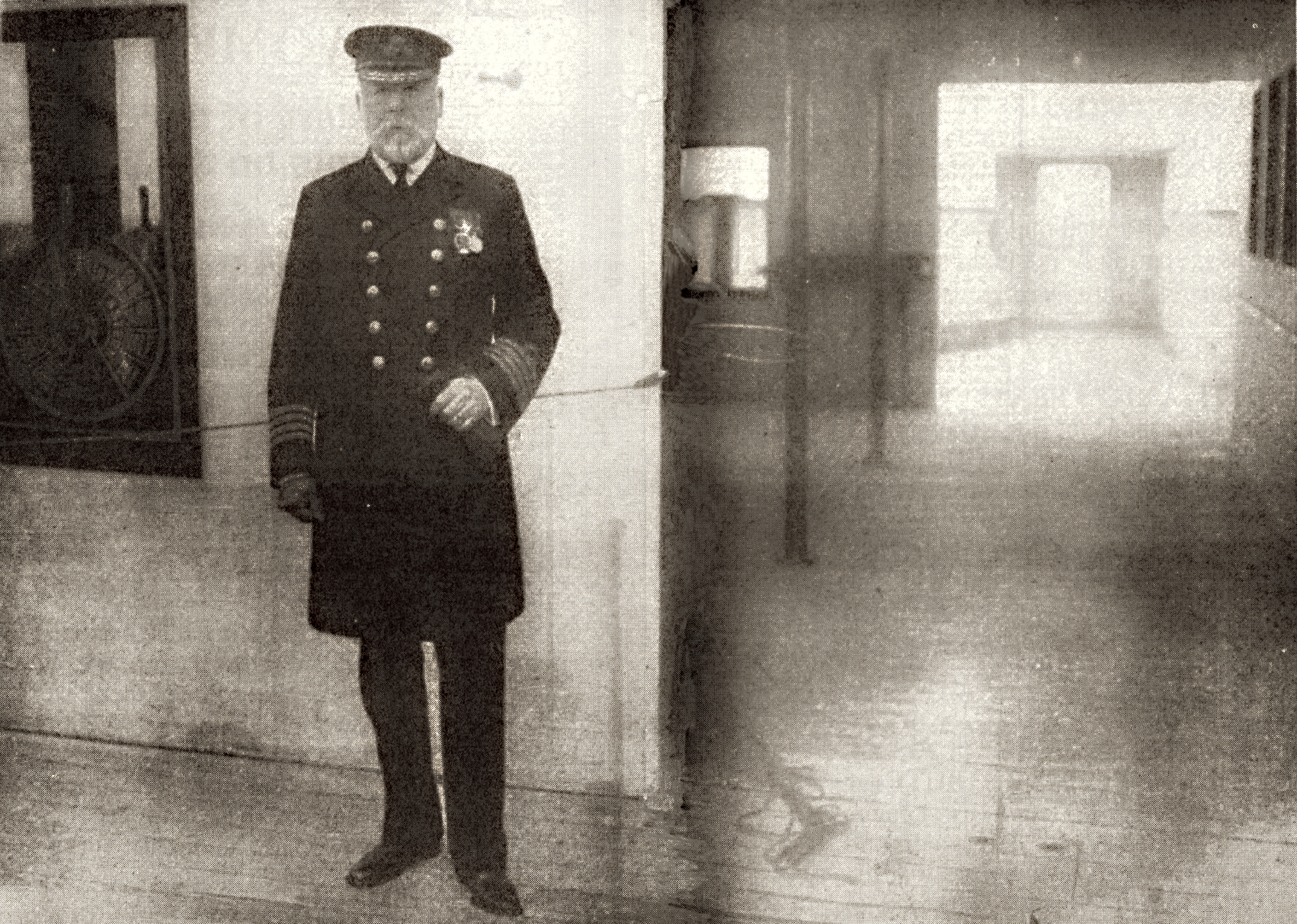 Edward John Smith - El mito del cable de emergencia que jamás se activó