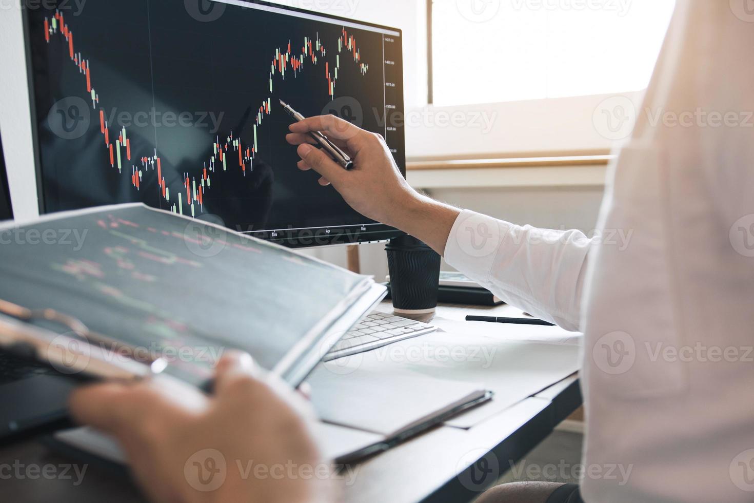 3 criptomonedas que se mantienen en alta