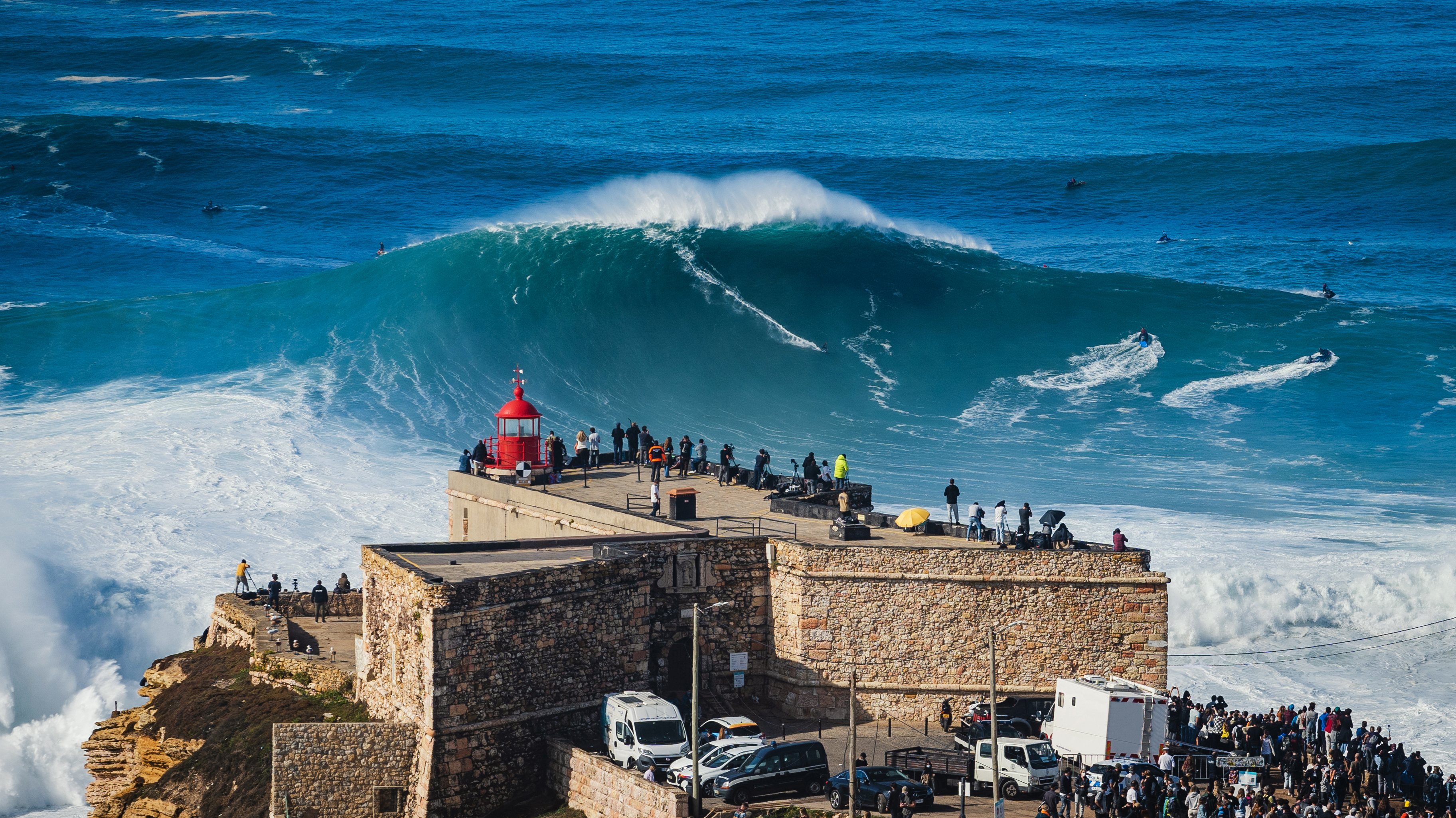 6 claves sobre la ola más grande jamás surfeada en Nazaré