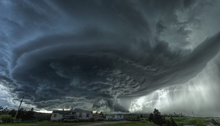 6 datos impactantes de la tormenta más potente jamás registrada