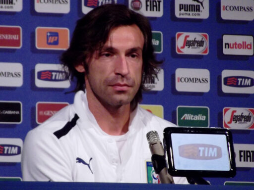 Andrea Pirlo: El arte y la elegancia de un maestro inolvidable