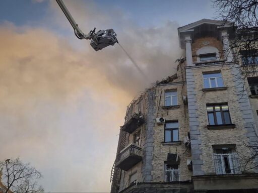Ataque con drones rusos deja al menos 27 muertos en la región de Kiev