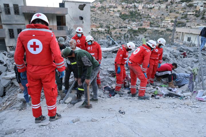 Ataque de Israel deja cerca de 60 fallecidos en Franja de Gaza