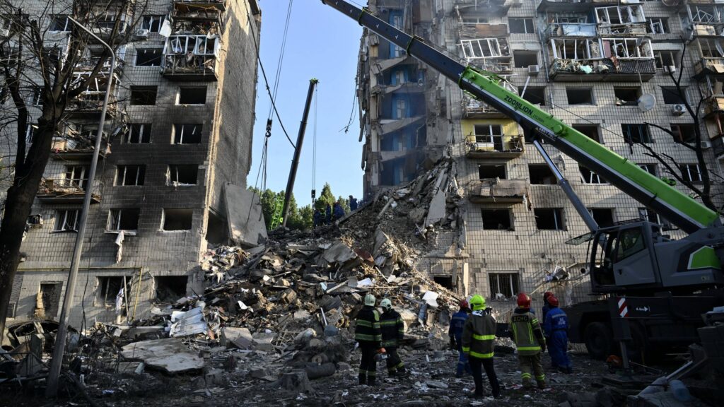 Ataque masivo con drones rusos afecta la región de Kiev