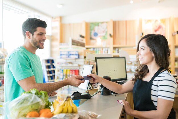 Bajo consumo: supermercados uruguayos registran estancamiento de ventas en el primer semestre
