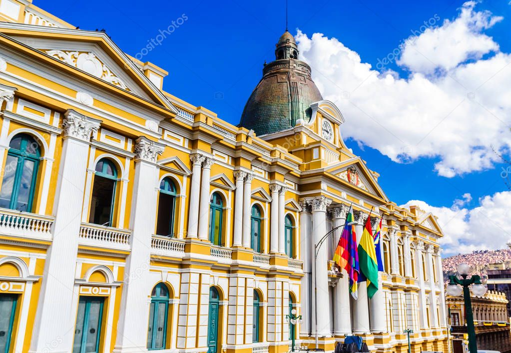 Bolivia registra el primer matrimonio igualitario de su historia