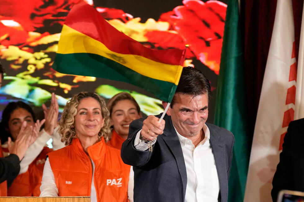Bolivianos decidirán entre dos candidatos de derecha